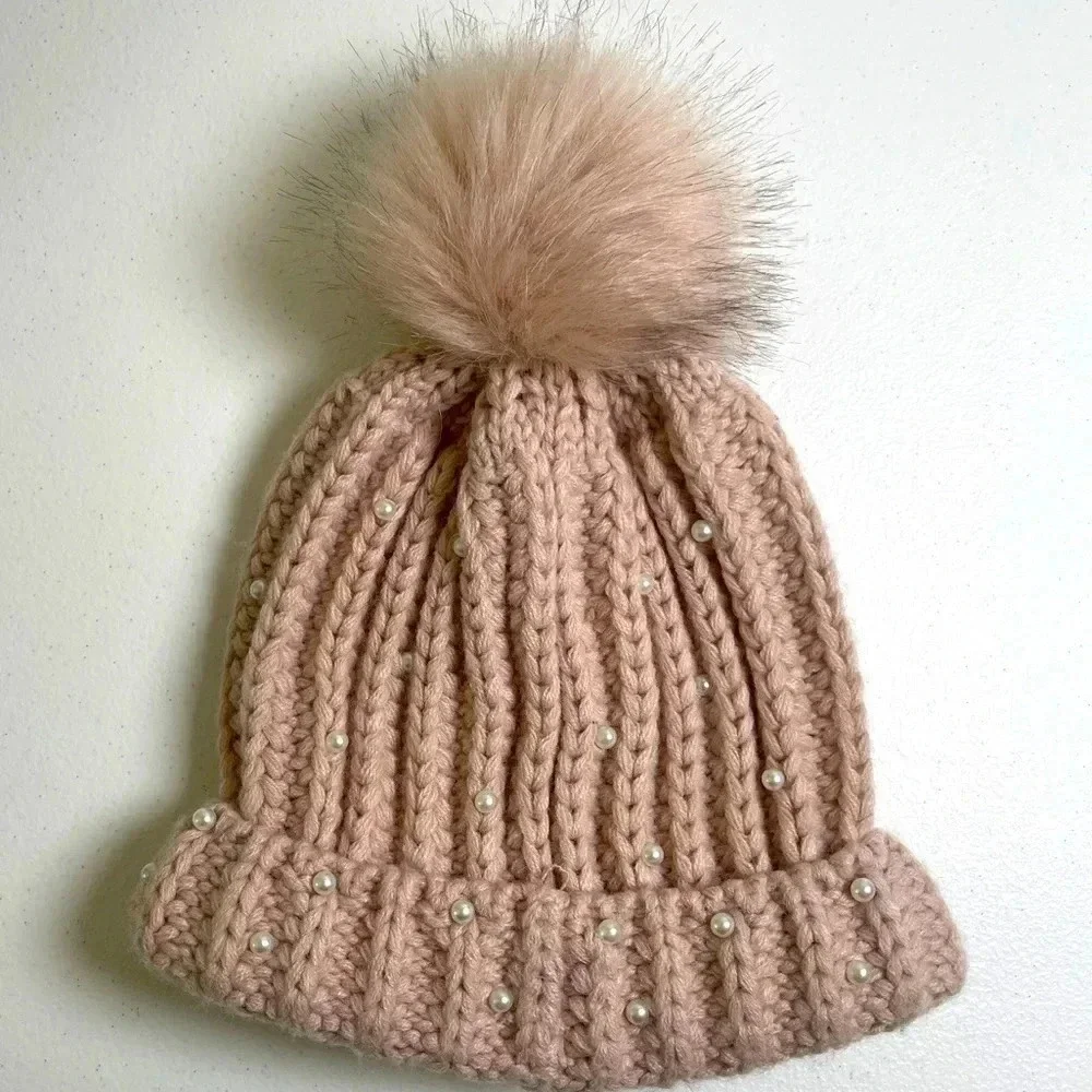 Tucker +Tate Winter Pom Pom Hat with Pearl Accent - OS